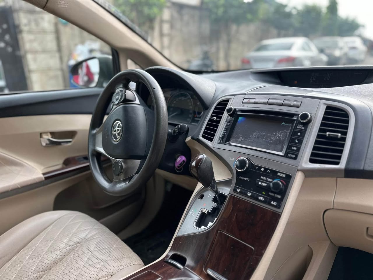A picture of Reg Toyota Venza 2013 model