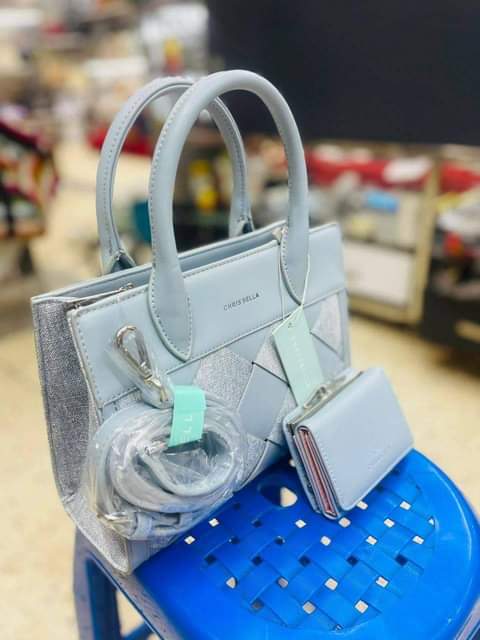A picture of Hand bags