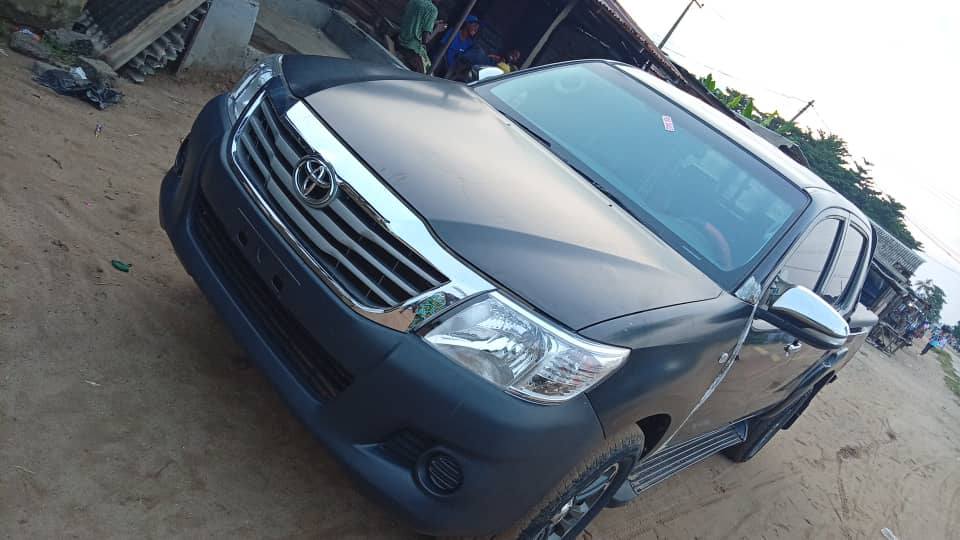 A picture of TOYOTA HILUX 2010 MODEL Call me 09123431364