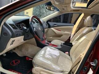 A picture of REGISTERE Lexus Es350 Pano Roof Year 2008 Colour Wine Panoramic