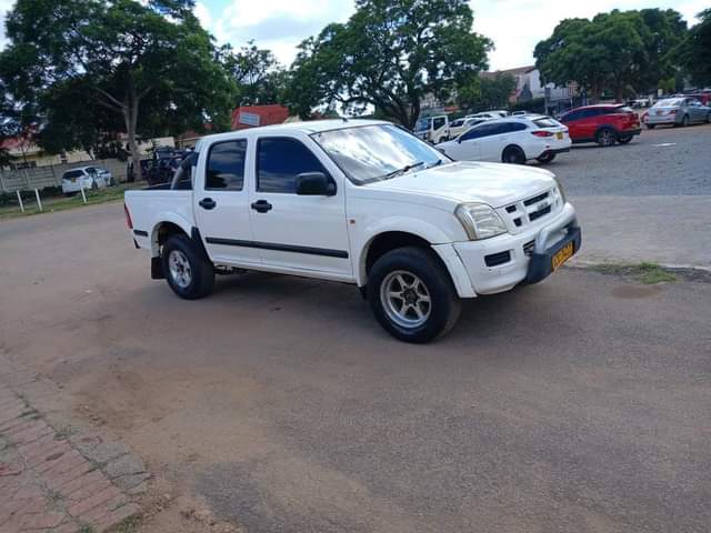 classifieds/cars isuzu