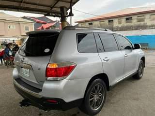 A picture of Car group