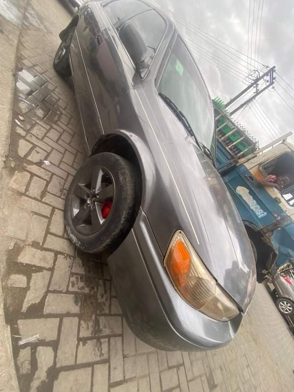A picture of Toyota Camry 2001 model Aka envelope Buy and drive with