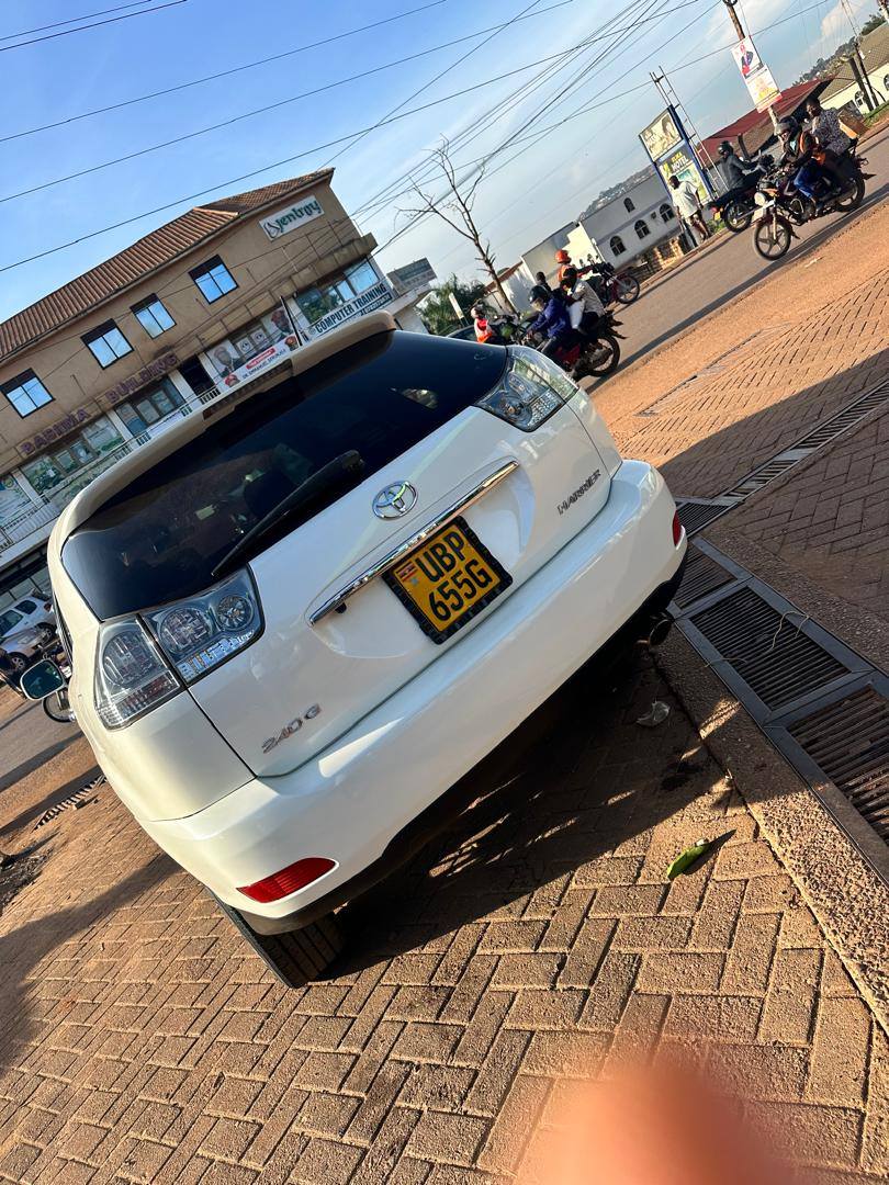 A picture of HARRIER 41M CALL 0701488581 WHAT S APP 0776417404