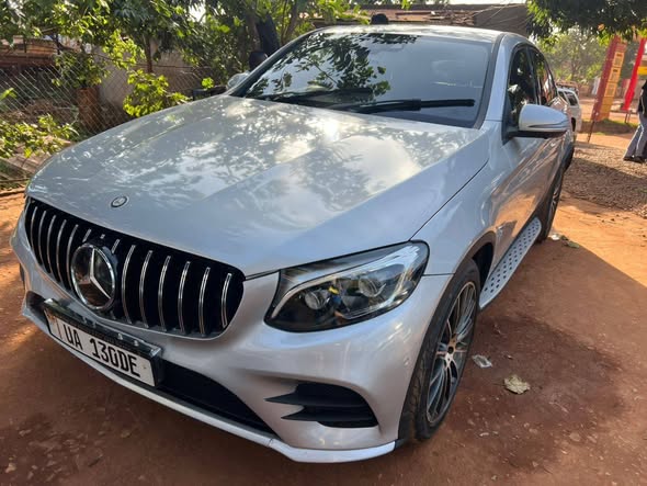 A picture of Mercedes Benz GLC