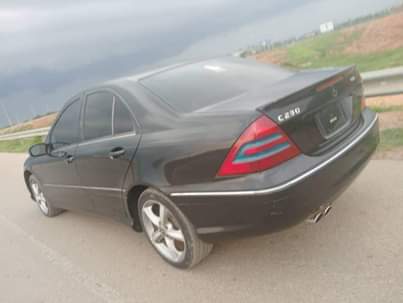 A picture of 2007 Benze C240 09075915852