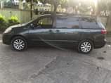 A picture of Toyota Sienna 05 Direct For Sale 08064945586