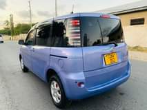 A picture of TOYOTA SIENTA