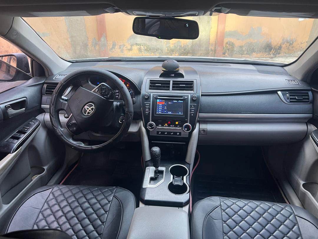 A picture of Toyota Camry LE 2013