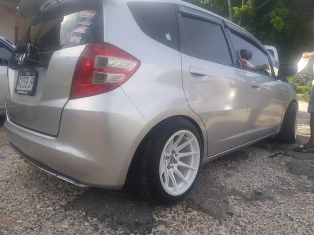 cars_under_800k