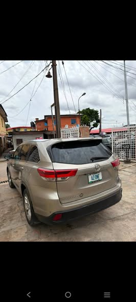 A picture of 2017 Toyota Highlander Limited Toks Standard 08030481307
