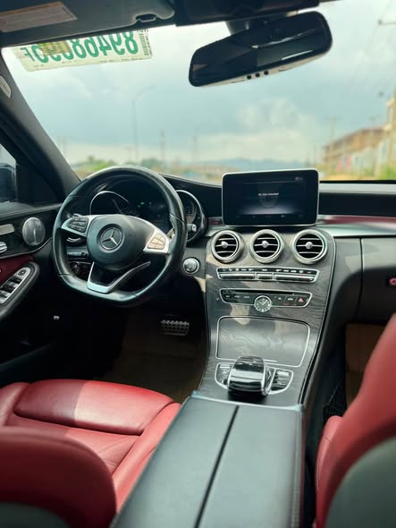 A picture of Sharp foreign used 2015 Mercedes Benz C400 Full option with