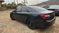 A picture of TOYOTA CAMRY 2013