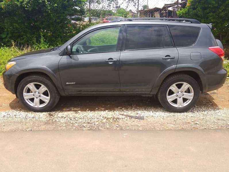 A picture of SHARP DEAL TO GRAB LOCATION ABUJA VERY SOUND AND SHARP