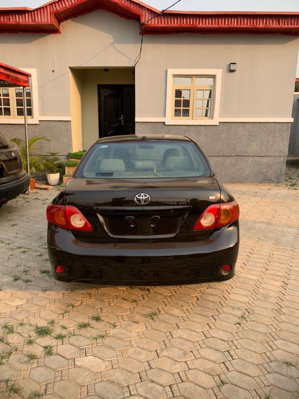 A picture of Clean Toyota Corolla