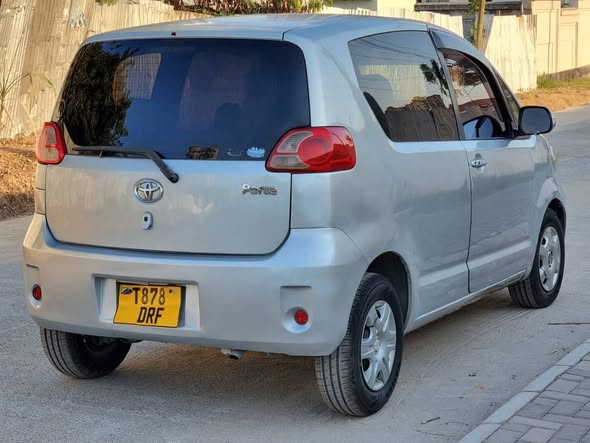 A picture of Toyota porte