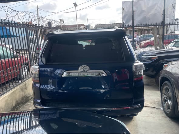 A picture of 2018 Foreign Used 4Runner Limited