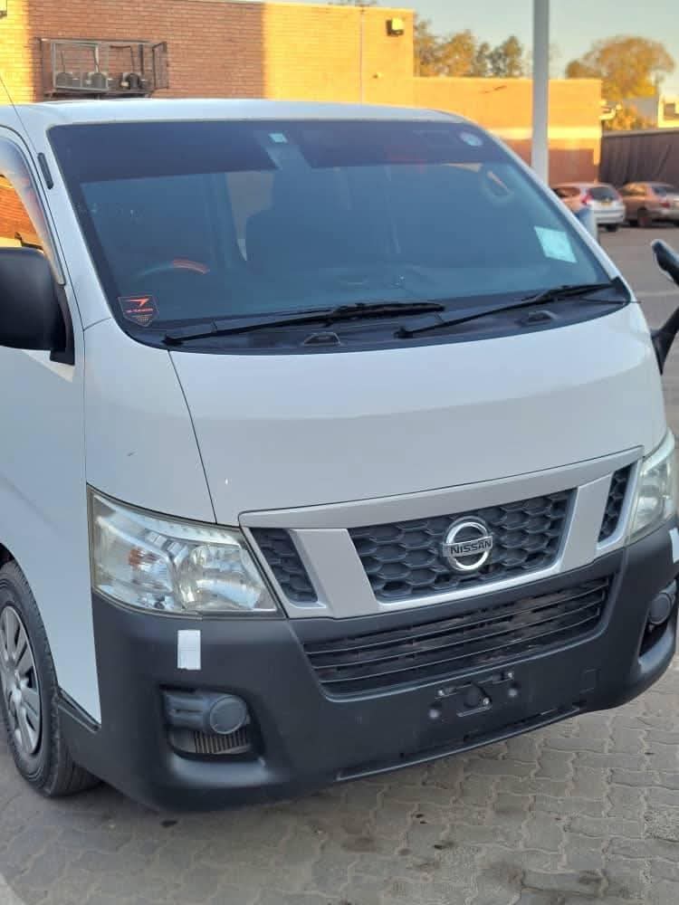 nissan nv350