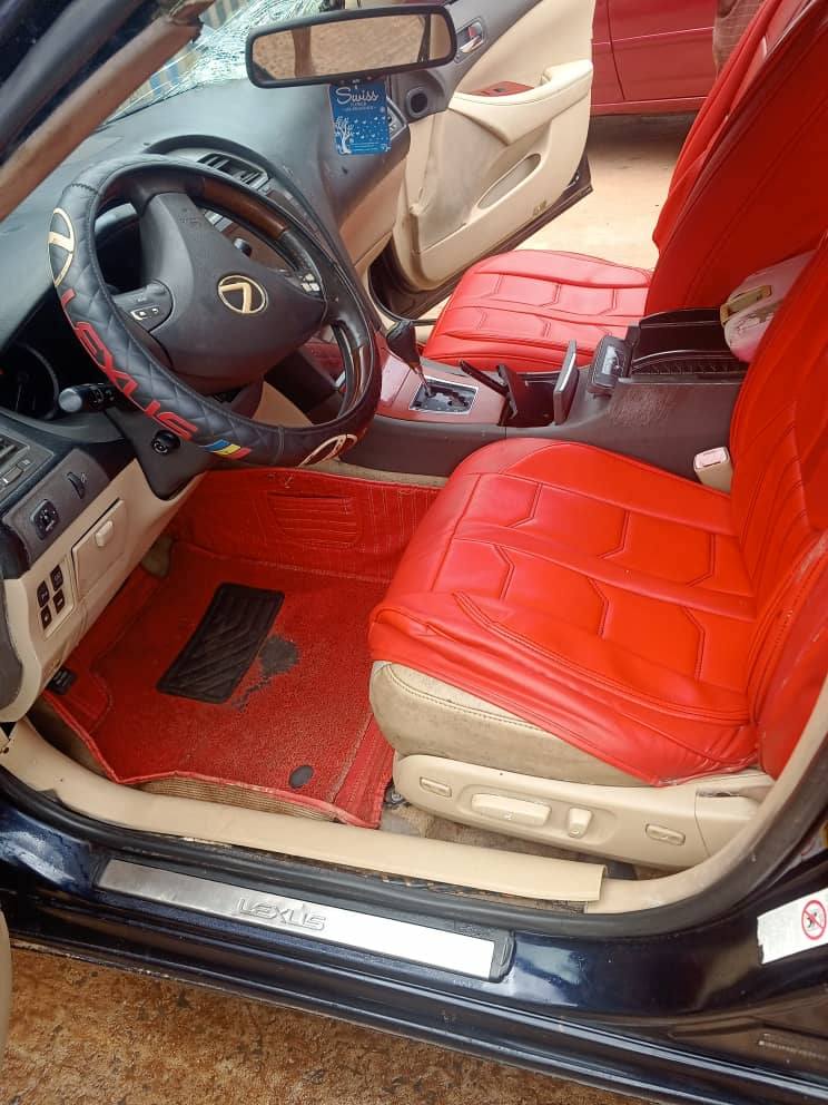 A picture of Es350 2009