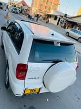 A picture of TOYOTA RAV4 INJINI NDOGO INAUZWA MILLION 22 IPO DAR MAGOMENI
