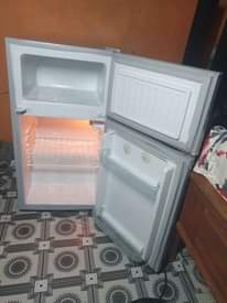 A picture of Nauza fridge nzuri homebase lK 265