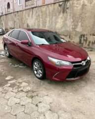 A picture of FOREIGN USED 2015 TOYOTA CAMRY XSE Sunroof Thumbstart Reverse Camera
