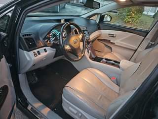 A picture of car