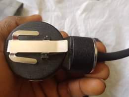 A picture of CLEAN SPHYGMOMANOMETER FOR SALE WORKING WELL PRICE 15K SLIGHTLY NEGOTIABLE