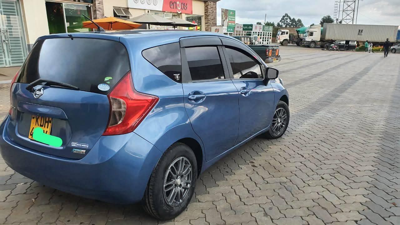 A picture of QUICK SALE NISSAN NOTE YOM 2015