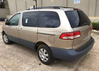 A picture of DANNY YUNG Smarts Autos First Body Naija used Toyota sienna