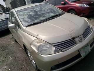 A picture of Nissan Tiida 07