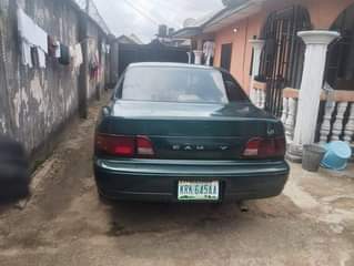 A picture of 2000 Toyota Camry