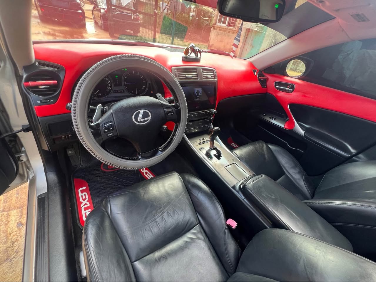 A picture of Lexus is250. 8 months register 08122733790