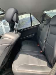 A picture of Ml350 2010 model Price 10m Location amuwo odofin Contact 07043312083