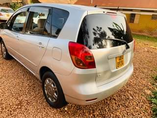 A picture of Toyota spacio