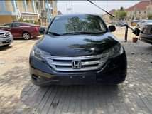 A picture of HONDA CR V