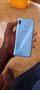 samsung a30s