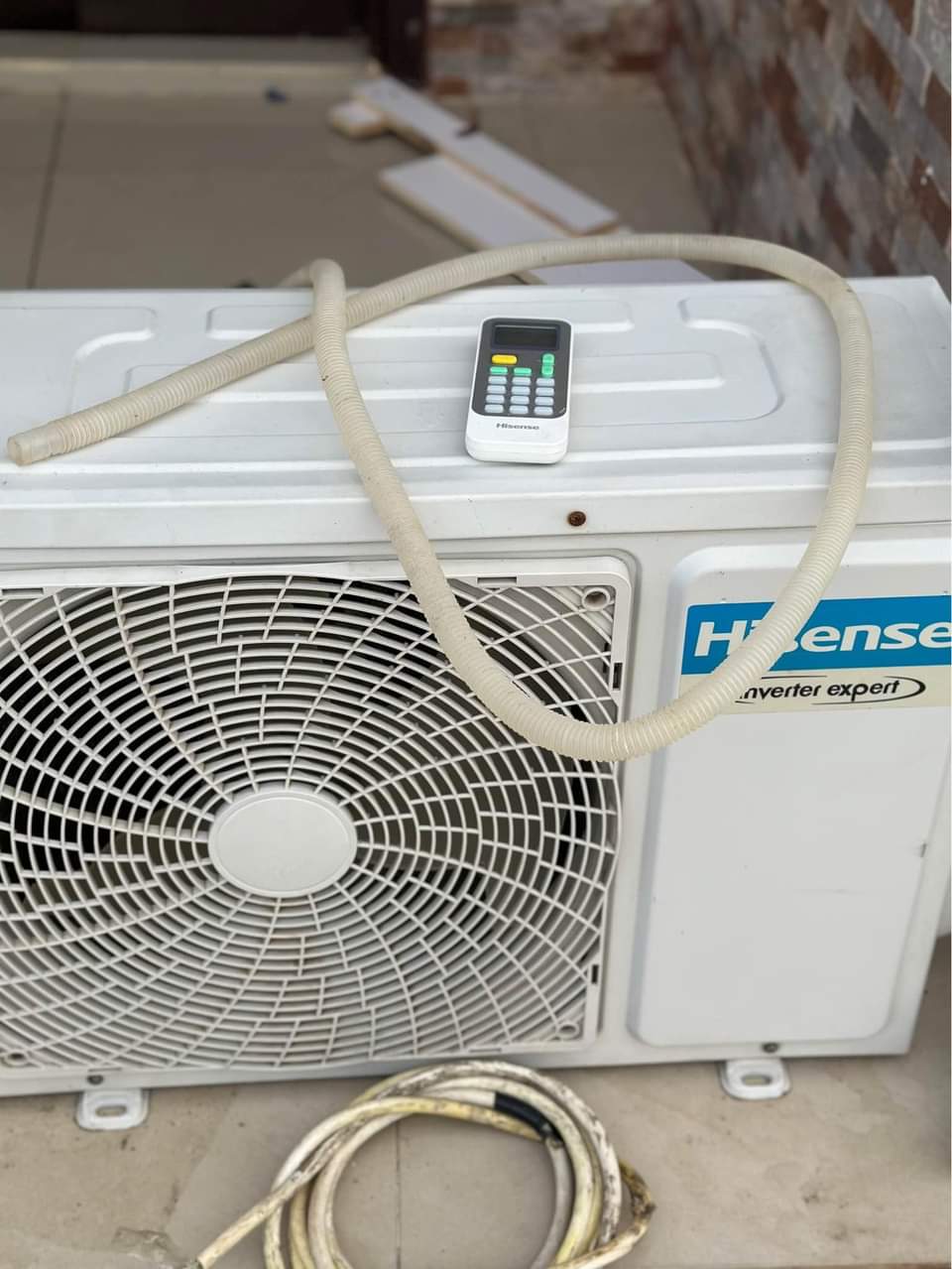 A picture of 1.5hp inverter Hisense air conditioner