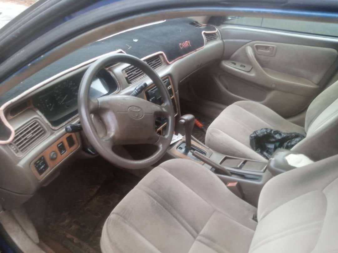 A picture of Good 2000 Toyota Camry Tiny Light