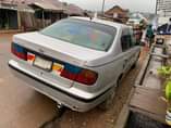 A picture of 2000 NISSAN car NISSAN Very nest