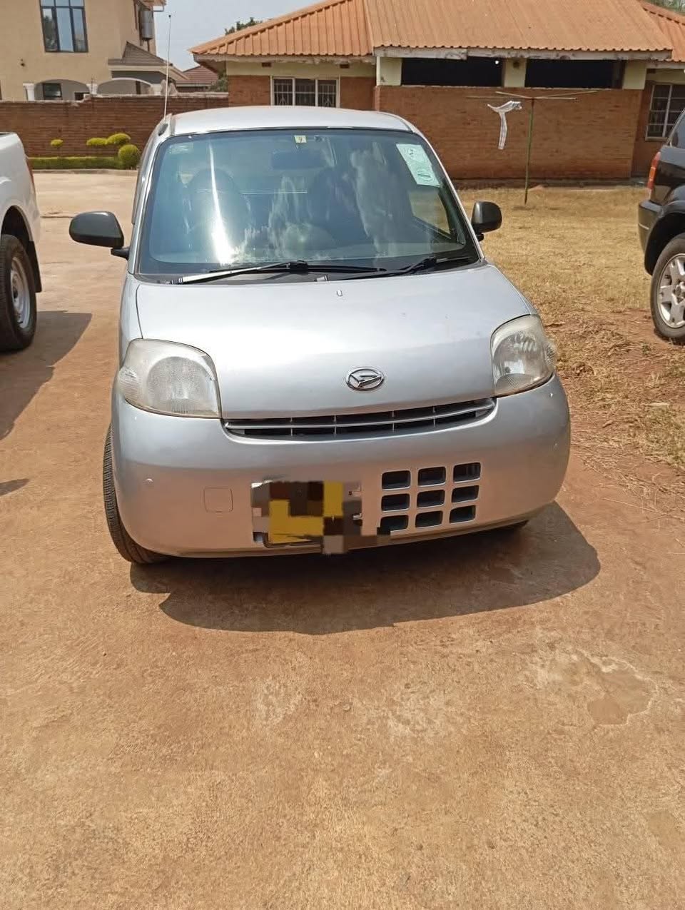 daihatsu mira