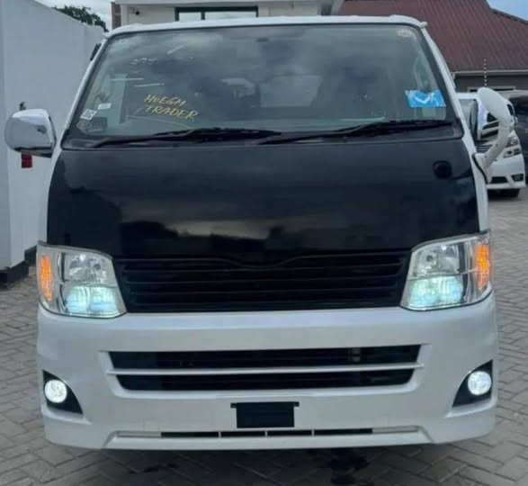 A picture of Hiace van super GL