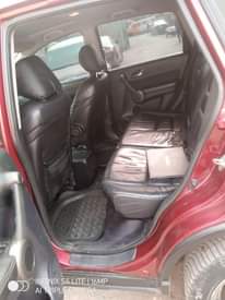 A picture of Honda CR V 2010