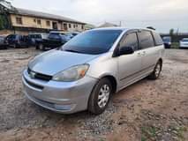 A picture of 2005 Model clean sienna