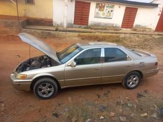A picture of 2000 Camry 08129291824