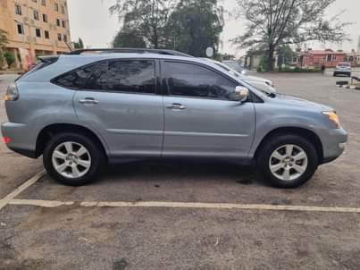 A picture of Preowned Lexus