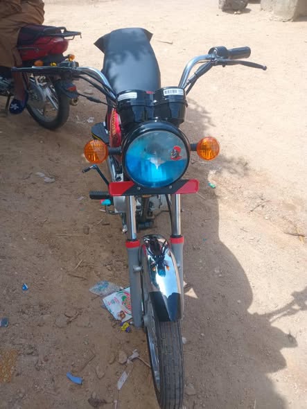 A picture of 2021 BOXER BAJAJ bm 100