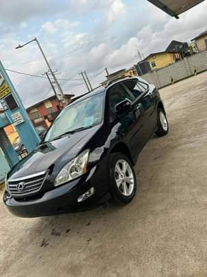 A picture of 2006 LEXUS Lexus Lexus 330