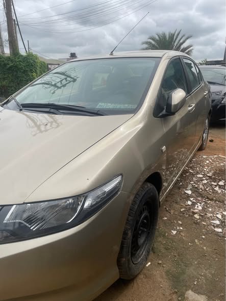 A picture of Honda City 2010