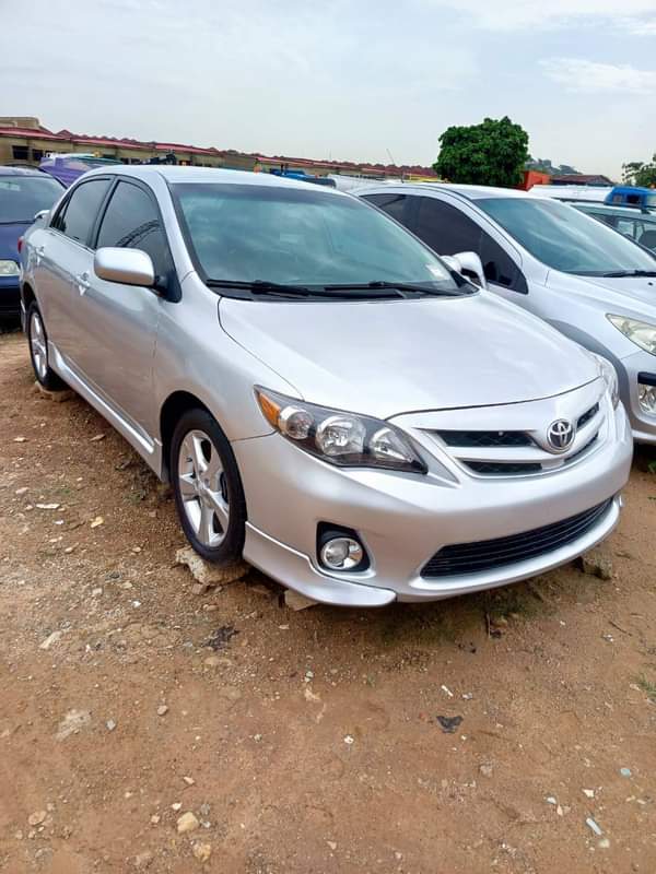 A picture of Toyota Corolla 2012 everything working perfectly Ac chilling like Ice